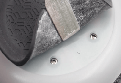 Chassis foot pad fixing